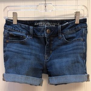 Denim roll cuff shorts